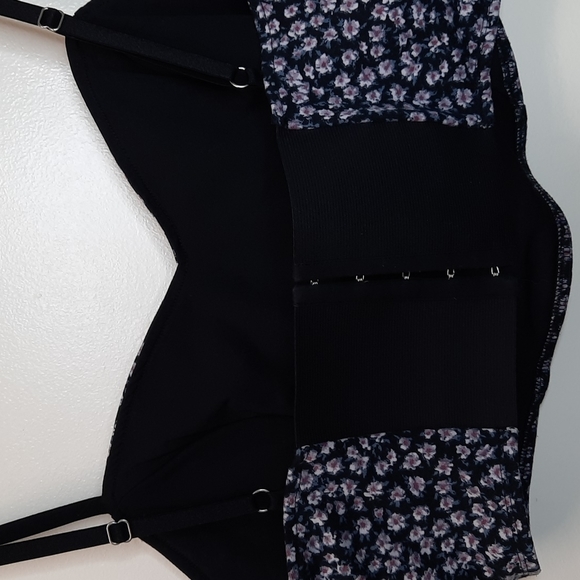 Crop top Bralette with clasp up back blk sz Large - Picture 6 of 6